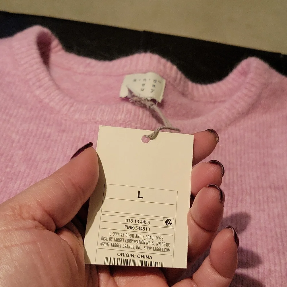 Sweater - Picture 6 of 8